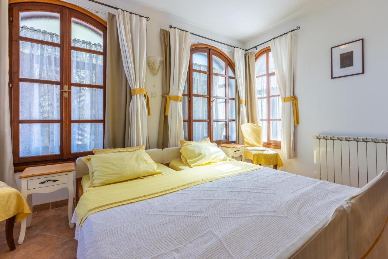 Apartments Villa Mavero Banjole Eksteriør bilde