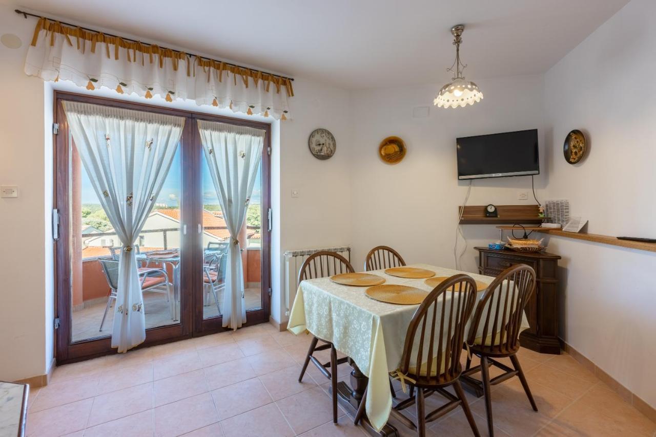 Apartments Villa Mavero Banjole Eksteriør bilde