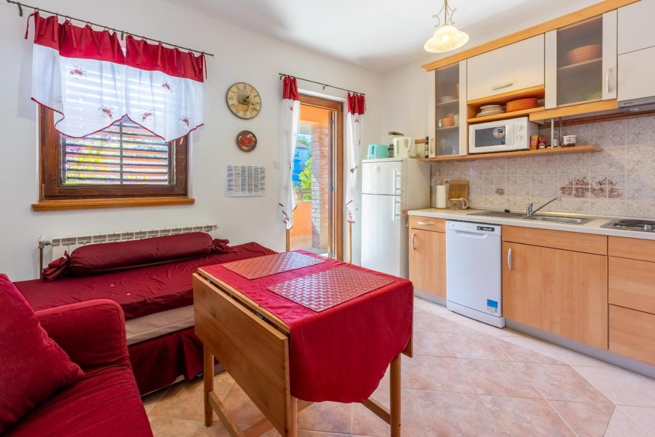 Apartments Villa Mavero Banjole Eksteriør bilde