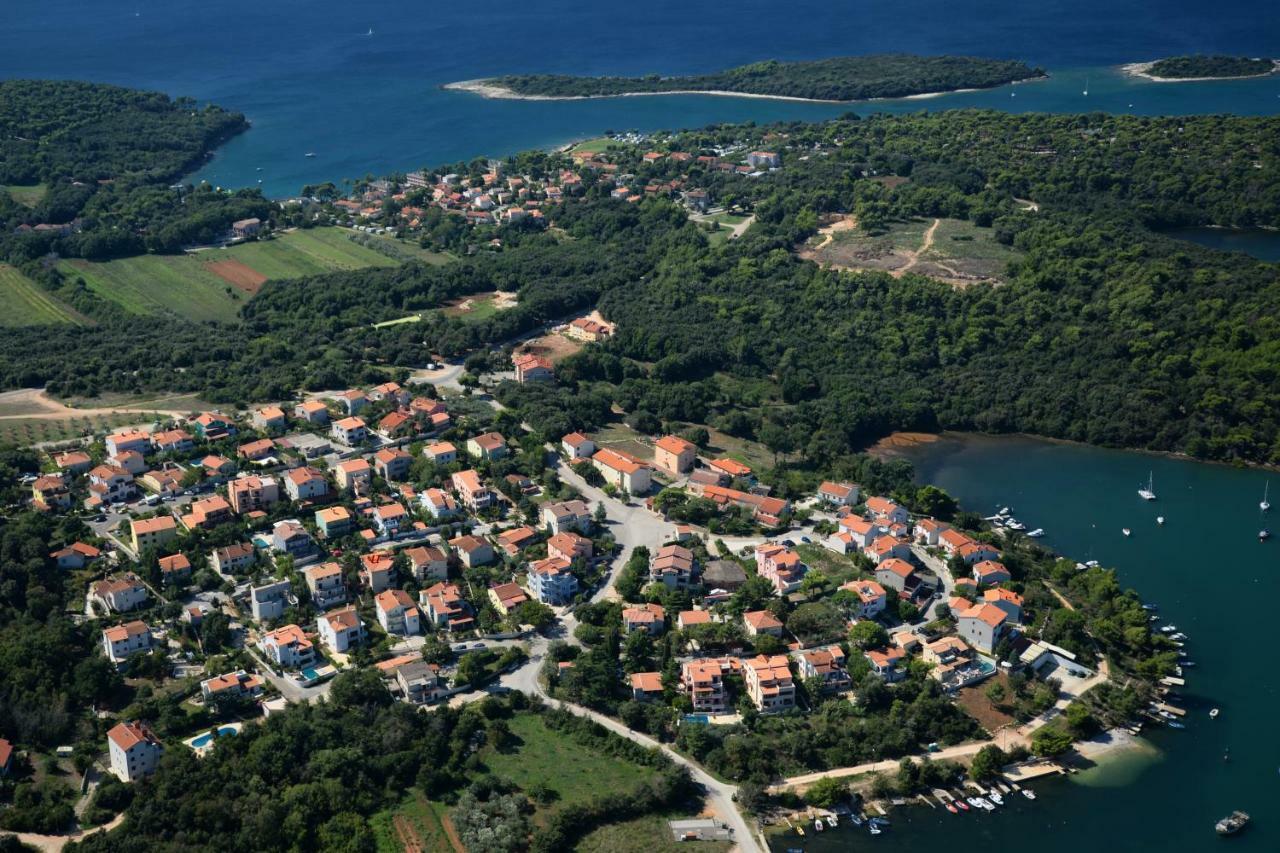 Apartments Villa Mavero Banjole Eksteriør bilde